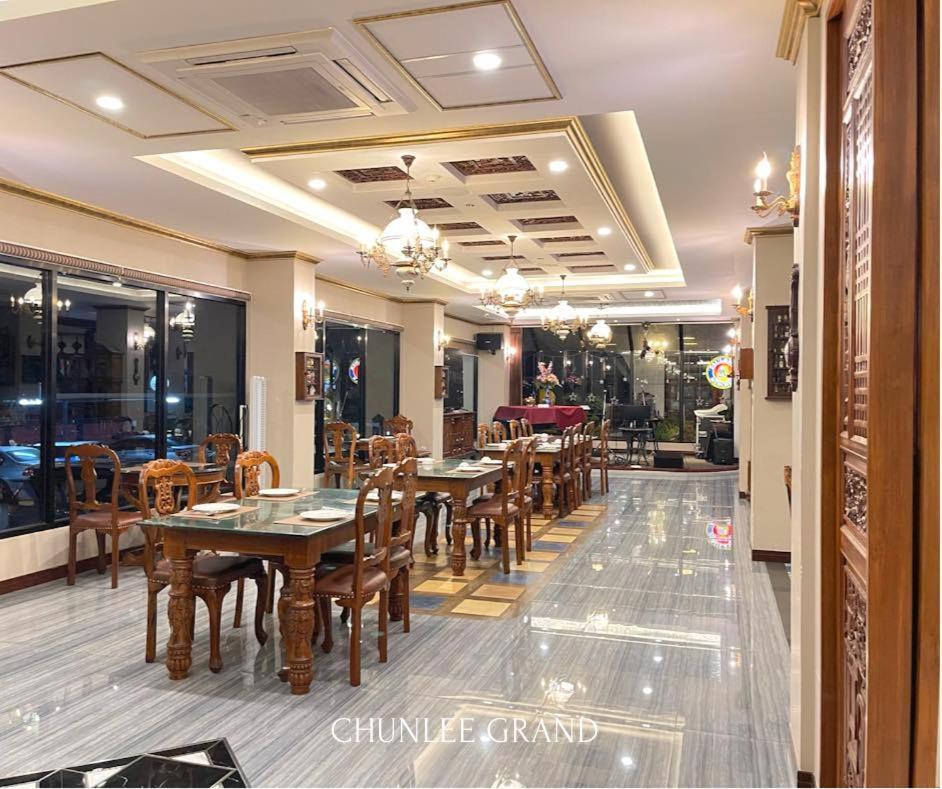 Chunlee Grand Korat Hotell Nakhonratchasima Exteriör bild