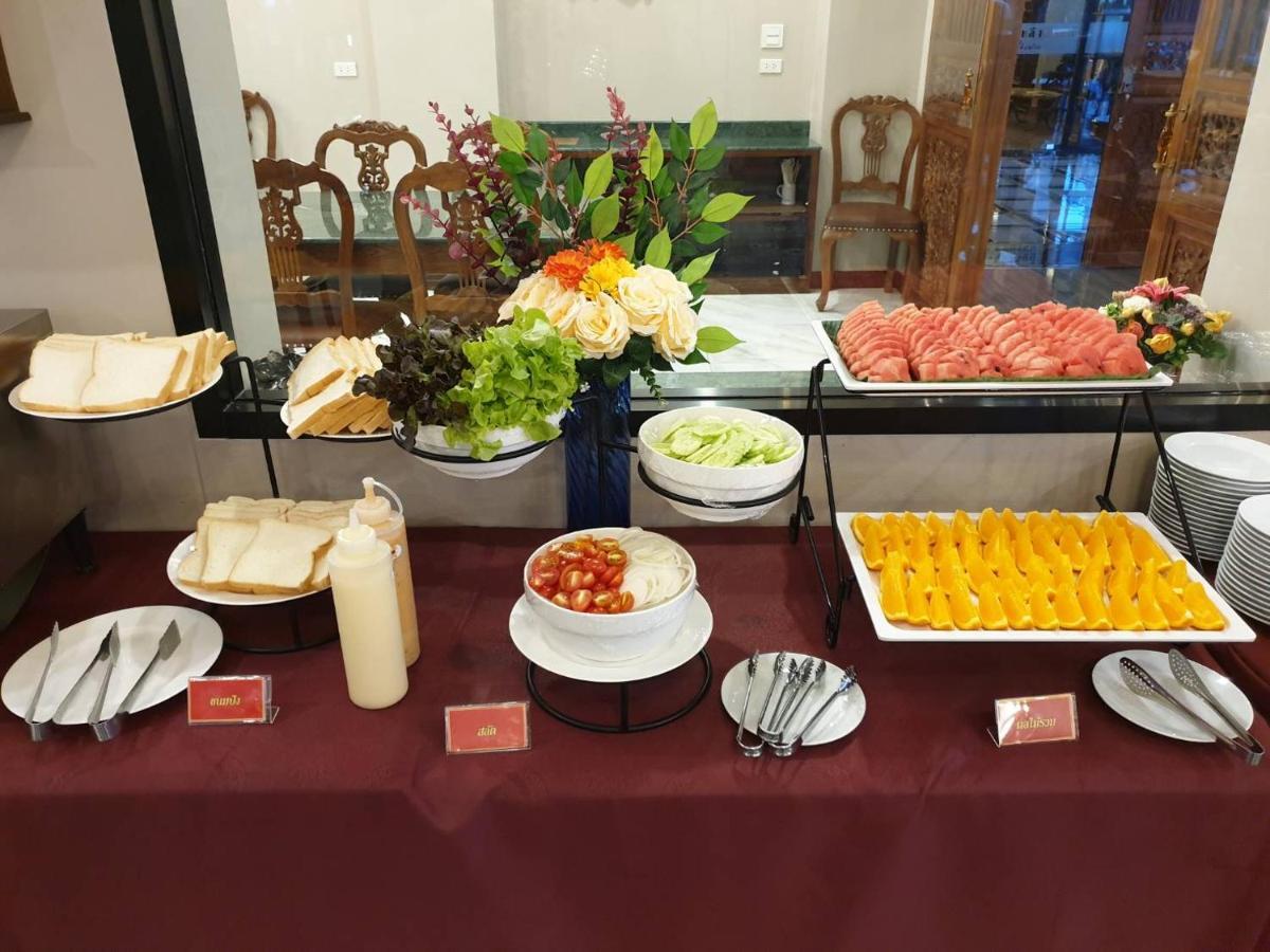 Chunlee Grand Korat Hotell Nakhonratchasima Exteriör bild
