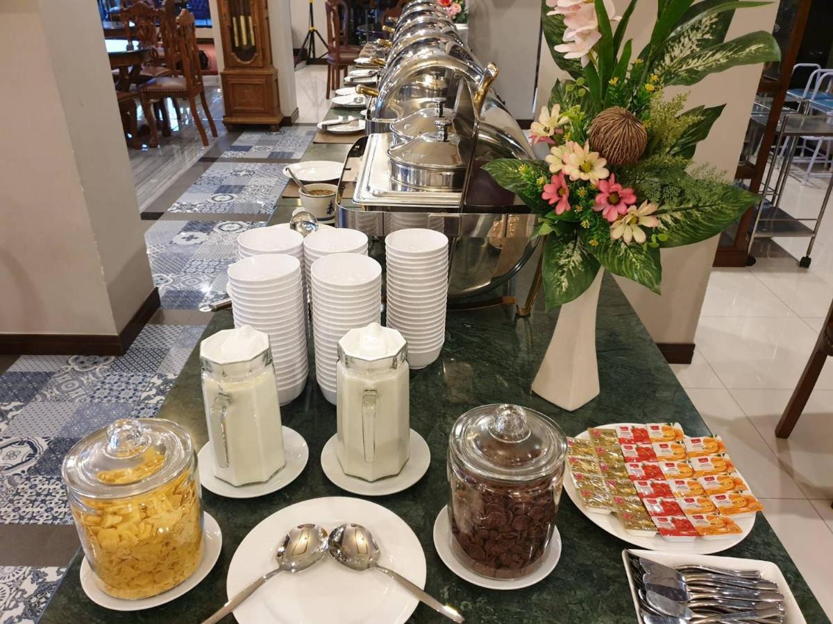 Chunlee Grand Korat Hotell Nakhonratchasima Exteriör bild